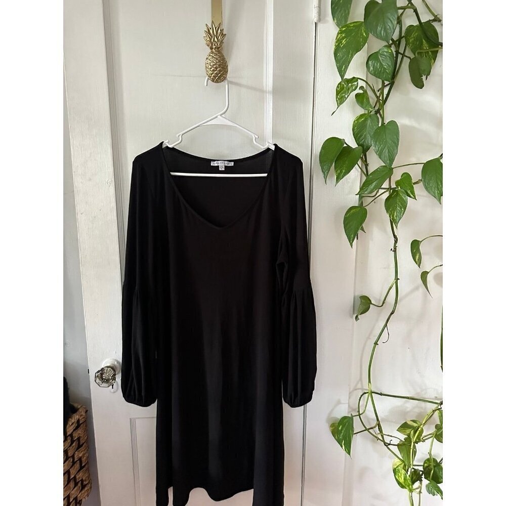 Annalee & Hope womenās size large black maxi dress